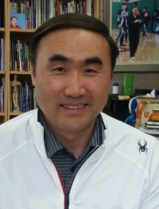 홍정기 교수